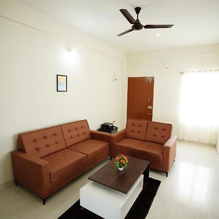 Castle Suites By Haven Homes, Kempegowda International Airport Road Bangalore Buitenkant foto