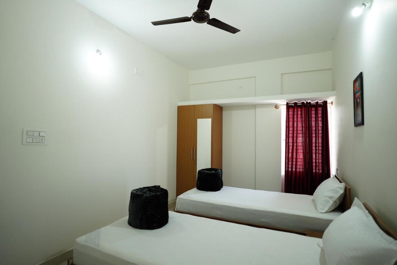 Castle Suites By Haven Homes, Kempegowda International Airport Road Bangalore Buitenkant foto