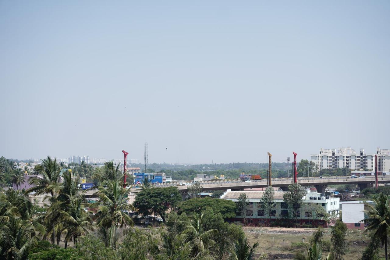Castle Suites By Haven Homes, Kempegowda International Airport Road Bangalore Buitenkant foto