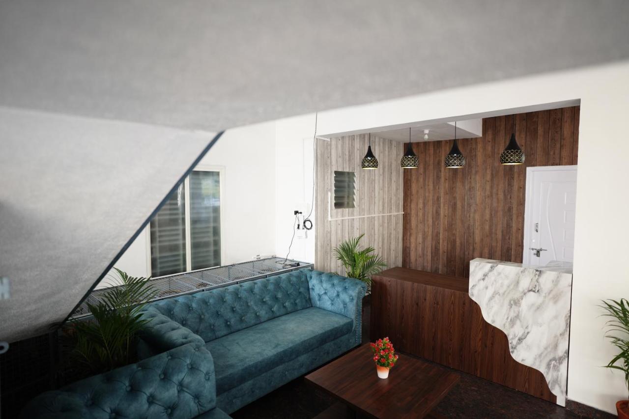 Castle Suites By Haven Homes, Kempegowda International Airport Road Bangalore Buitenkant foto